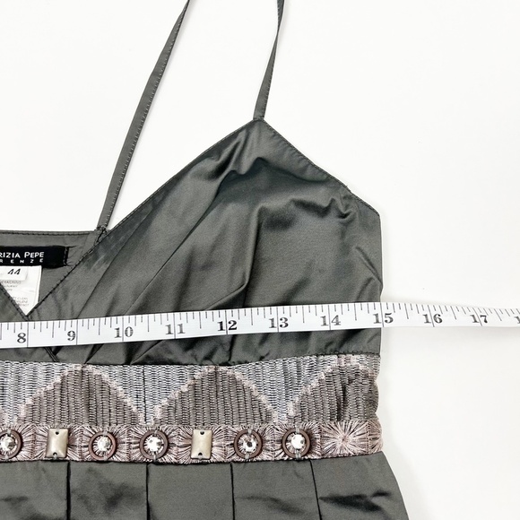Patrizia Pepe Firenze Pleated Tiered Camisole Top. Metallic Grey. Size US 8 - Picture 9 of 13